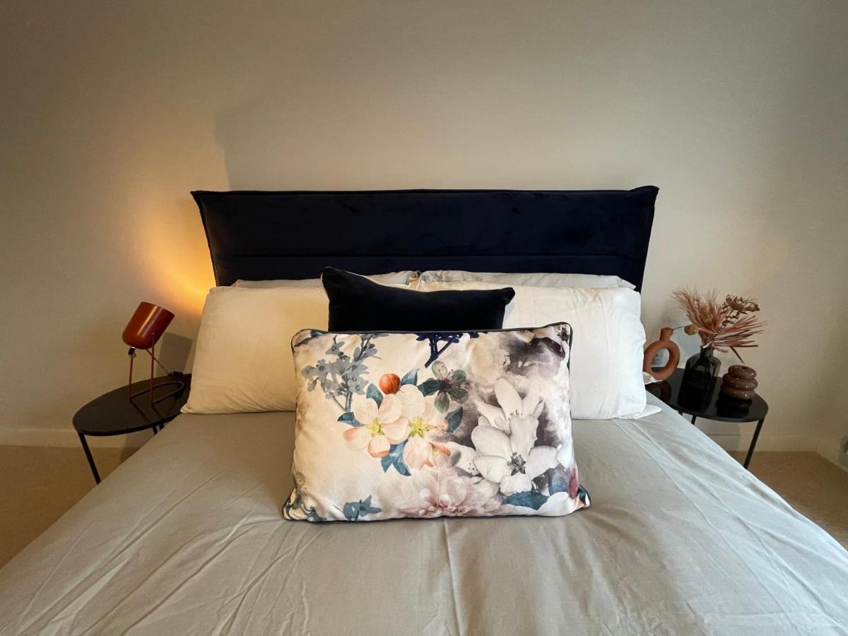 Stunning 2-Bed Apartment In Bristol With Parking Exterior foto
